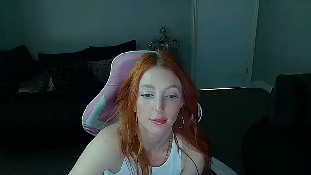 Snapshot of Red_firesquirt chatting on 03.18.25 Red firesquirt online show from 03.18.25