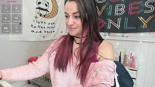 Snapshot of LovelyAzucena chatting on 01.31.25 LovelyAzucena online show from 01.31.25