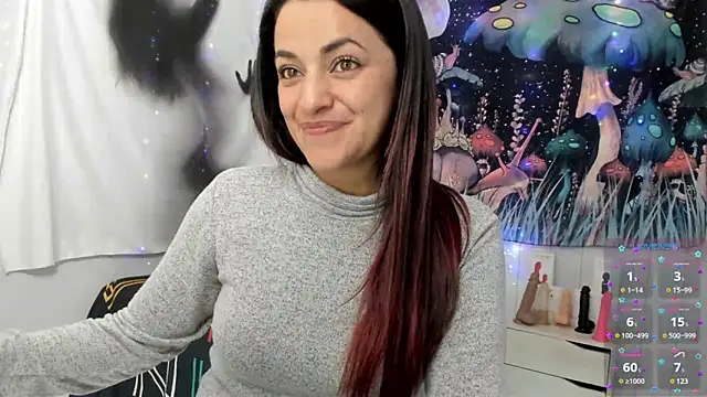 Snapshot of LovelyAzucena chatting on 02.18.25 LovelyAzucena online show from 02.18.25