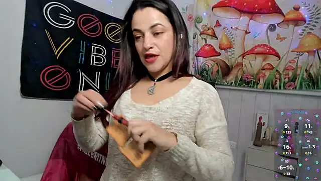 Snapshot of LovelyAzucena chatting on 02.19.25 LovelyAzucena online show from 02.19.25