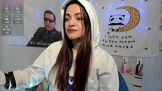 Snapshot of LovelyAzucena chatting on 02.21.25 LovelyAzucena online show from 02.21.25