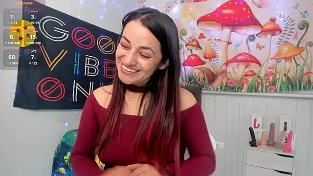 Snapshot of LovelyAzucena chatting on 03.11.25 LovelyAzucena online show from 03.11.25