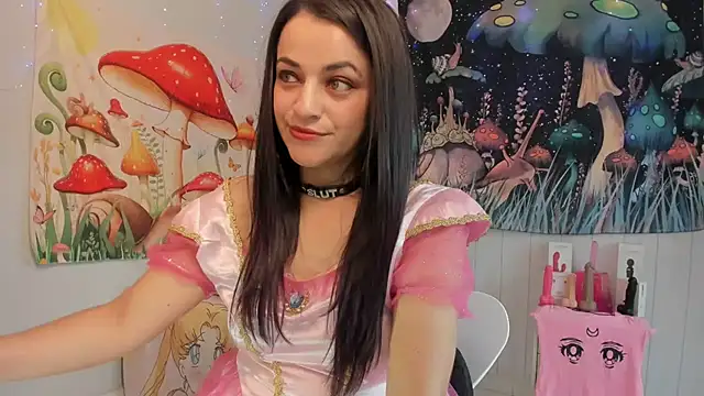 Snapshot of LovelyAzucena chatting on 10.02.25 LovelyAzucena online show from 10.02.25