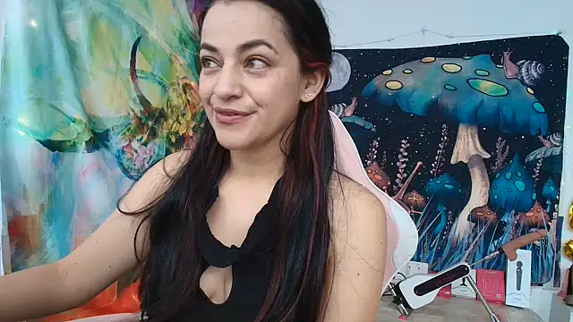 Snapshot of LovelyAzucena chatting on 06.27.26 LovelyAzucena online show from 06.27.26