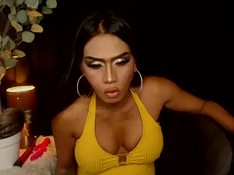 Snapshot of Victoria_Saint chatting on 03.03.25 Victoria Saint online show from 03.03.25