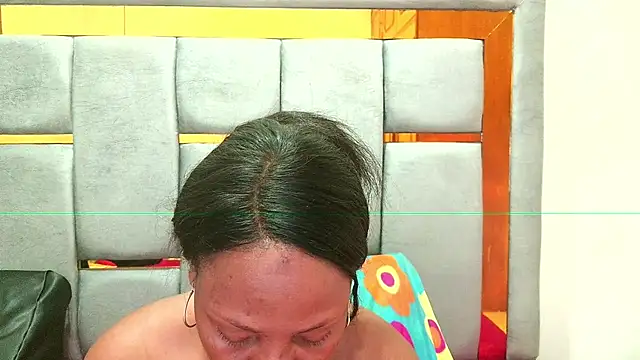 Snapshot of Cholatin chatting on 09.13.25 Cholatin online show from 09.13.25