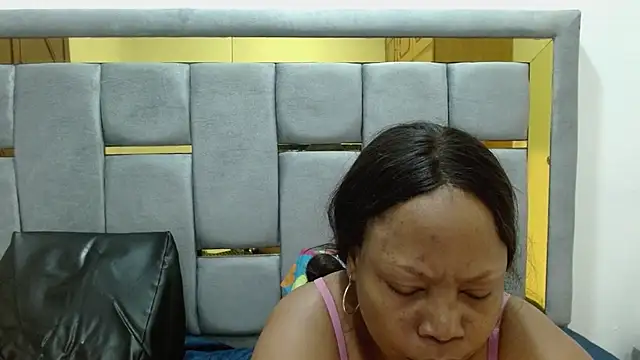 Snapshot of Cholatin chatting on 09.23.25 Cholatin online show from 09.23.25