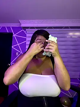 MiiaaJoness online show from 09.23.25