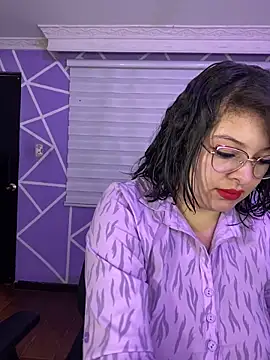 MiiaaJoness online show from 06.04.26