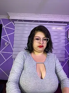 MiiaaJoness online show from 06.17.26