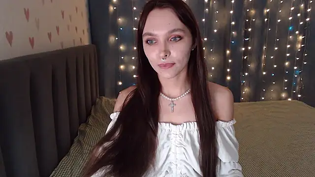 Snapshot of ChloeSunny chatting on 02.13.26 ChloeSunny online show from 02.13.26