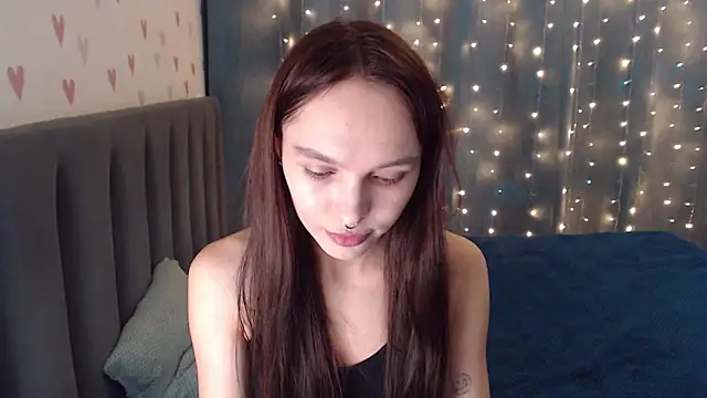 Snapshot of ChloeSunny chatting on 02.18.26 ChloeSunny online show from 02.18.26