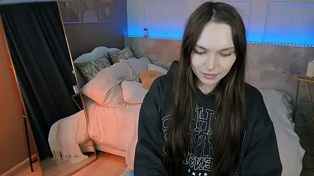 Snapshot of ChloeSunny chatting on 05.29.26 ChloeSunny online show from 05.29.26