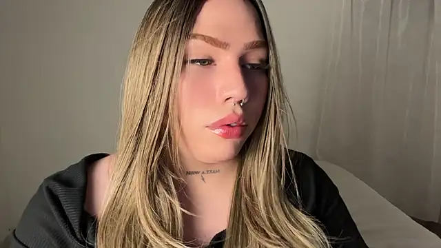 IsabellaFigueredo   online show from 03.01.26