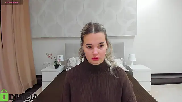 Snapshot of Donna_Evans chatting on 02.07.26 Donna Evans online show from 02.07.26