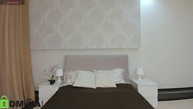 Snapshot of Donna_Evans chatting on 02.18.26 Donna Evans online show from 02.18.26