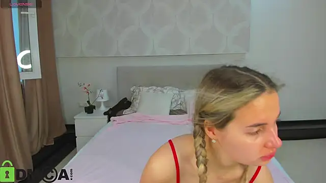 Snapshot of Donna_Evans chatting on 05.27.26 Donna Evans online show from 05.27.26