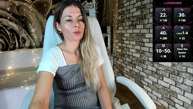 Snapshot of Eva_Melow chatting on 01.15.25 Eva Melow online show from 01.15.25