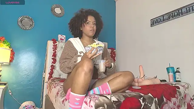 Eylend Lisboa online show from 02.15.25