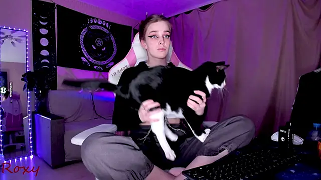 wet dream  online show from 02.17.25