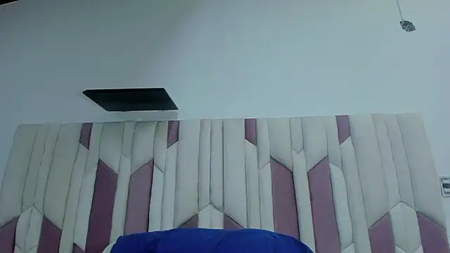 Snapshot of lucyy_gray chatting on 02.15.25 lucyy gray online show from 02.15.25