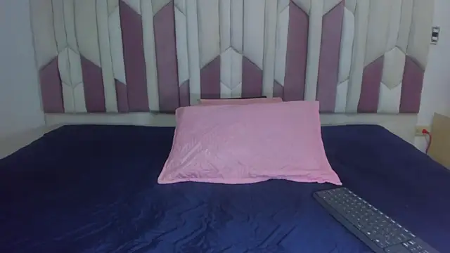 Snapshot of lucyy_gray chatting on 02.21.25 lucyy gray online show from 02.21.25