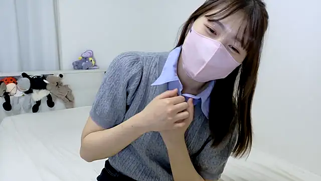 SUZU  online show from 04.25.26