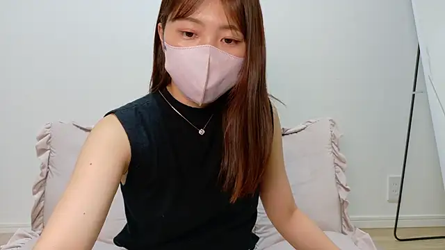 Snapshot of SUZU_ chatting on 07.23.26 SUZU online show from 07.23.26