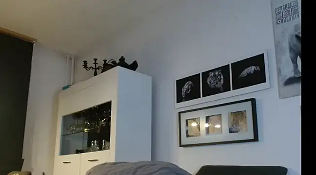 Snapshot of Barbie45J chatting on 01.31.25 Barbie45J online show from 01.31.25