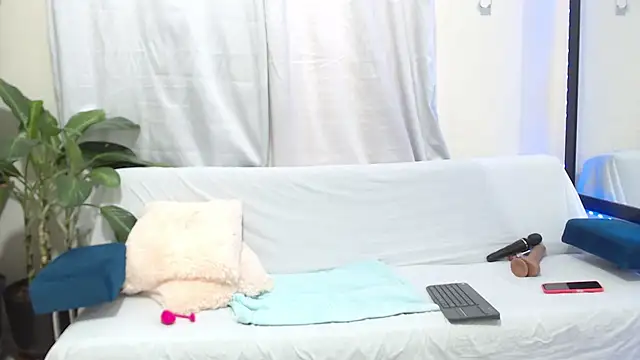 AmbarSofhia online show from 03.12.25