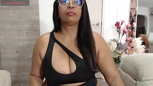 AmbarSofhia online show from 07.17.26