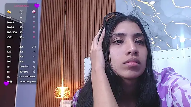 Snapshot of littlee_emilyy_ chatting on 01.15.25 littlee emilyy online show from 01.15.25