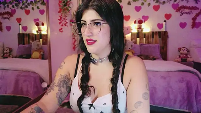 Snapshot of azahar__ziiz chatting on 07.19.26 azahar ziiz online show from 07.19.26
