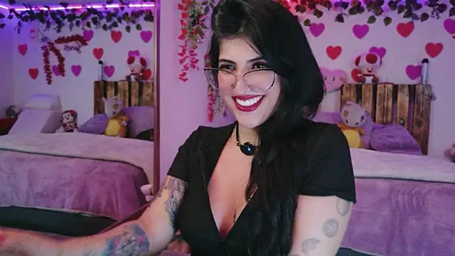 Snapshot of azahar__ziiz chatting on 07.20.26 azahar ziiz online show from 07.20.26