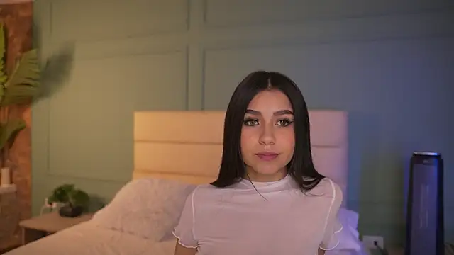 Snapshot of Ashley_Jones9 chatting on 12.03.25 Ashley Jones9 online show from 12.03.25