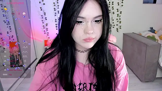 SelenaCute online show from 02.27.25