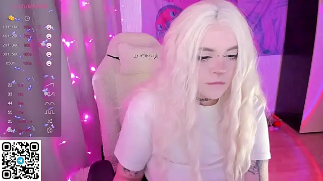 SelenaCute online show from 05.02.26