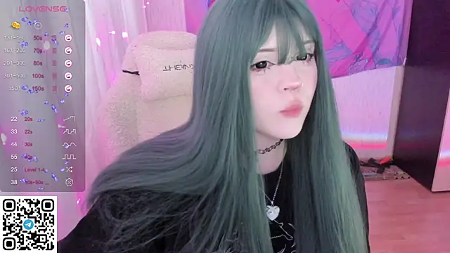 SelenaCute online show from 05.13.26