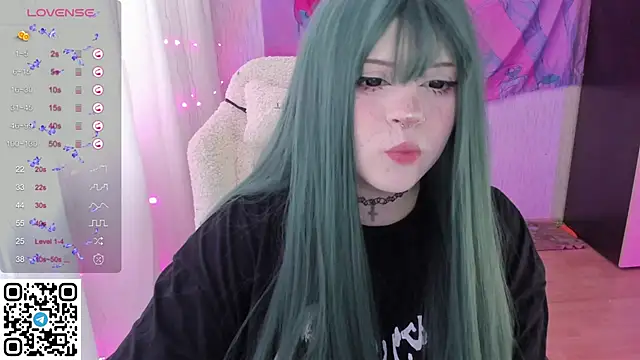 SelenaCute online show from 05.27.26