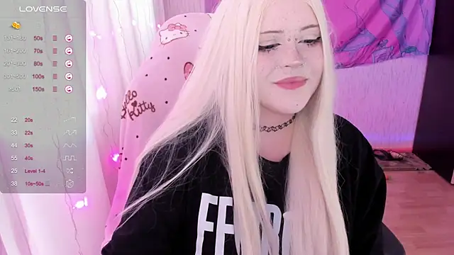 SelenaCute online show from 06.25.26