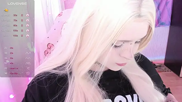 SelenaCute online show from 06.29.26
