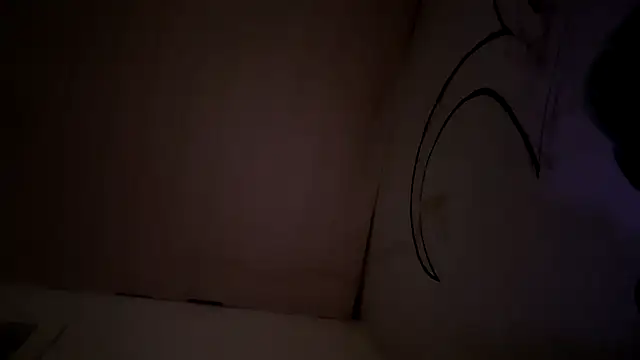 Snapshot of boeserdude chatting on 01.28.25 boeserdude online show from 01.28.25