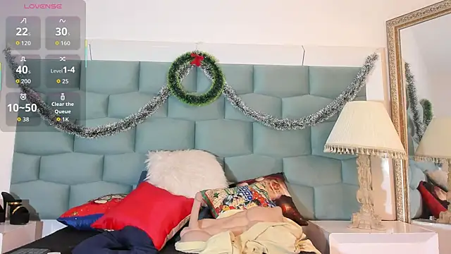 MiaMancini online show from 12.16.25