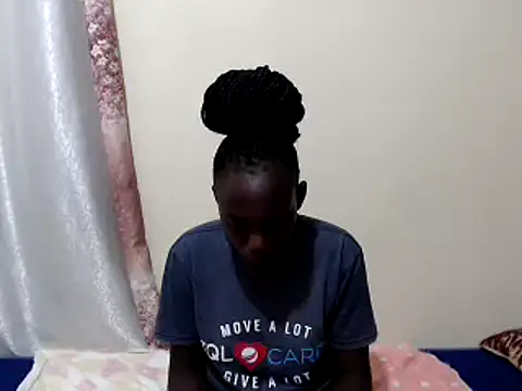 Snapshot of lizbela1 chatting on 03.13.25 lizbela1 online show from 03.13.25