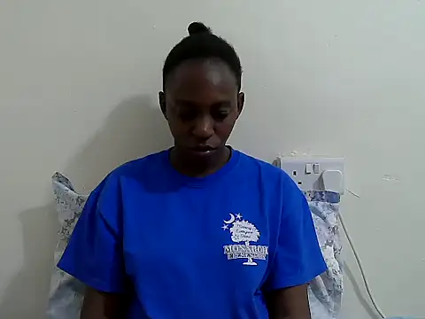 Snapshot of lizbela1 chatting on 10.16.25 lizbela1 online show from 10.16.25