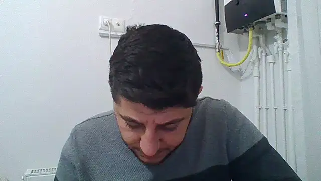 Snapshot of erkekkkadam chatting on 01.01.25 erkekkkadam online show from 01.01.25