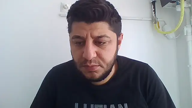 Snapshot of erkekkkadam chatting on 02.23.25 erkekkkadam online show from 02.23.25