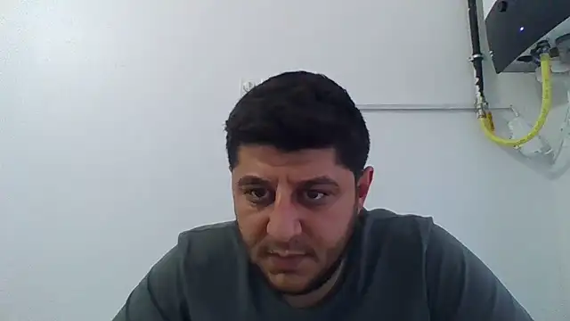 Snapshot of erkekkkadam chatting on 03.17.25 erkekkkadam online show from 03.17.25