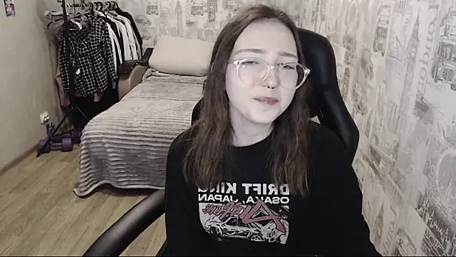 Snapshot of AmeliaKamishiro chatting on 12.07.24 AmeliaKamishiro online show from 12.07.24