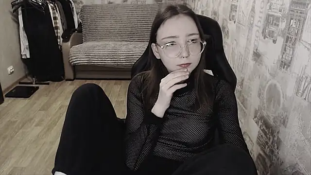 Snapshot of AmeliaKamishiro chatting on 01.25.25 AmeliaKamishiro online show from 01.25.25